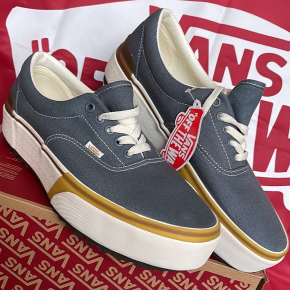 Vans Era Stacked
Canvas Stormy Weather
VNOA4BTORV2
Men’s platform - sneakers - Picture 8 of 16